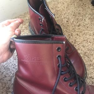 Dr martens burgundy